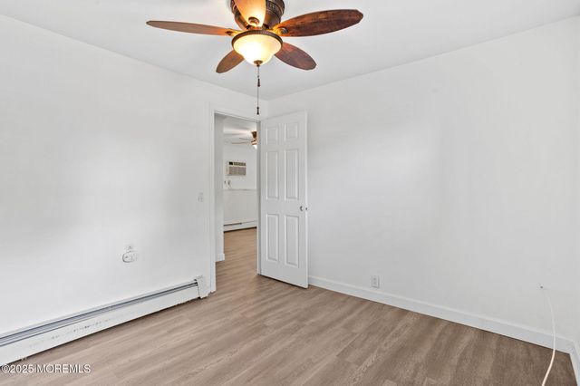 1221 Bewick Street, Toms River, NJ 08753