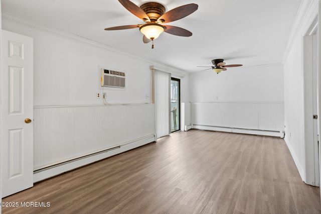 1221 Bewick Street, Toms River, NJ 08753