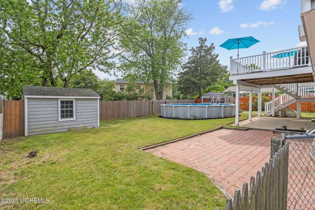 1221 Bewick Street, Toms River, NJ 08753