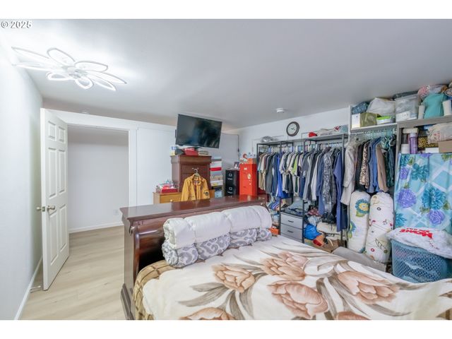 2973 SURFWOOD Dr Ne, Salem, OR 97305