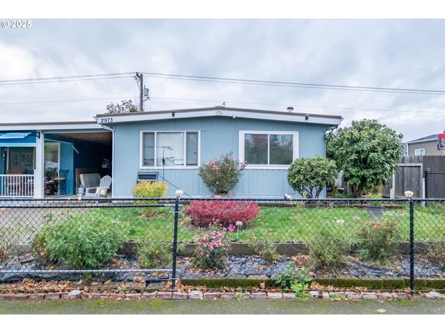 2973 SURFWOOD Dr Ne, Salem, OR 97305