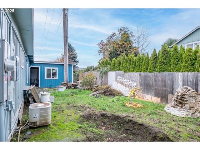 2973 SURFWOOD Dr Ne, Salem, OR 97305