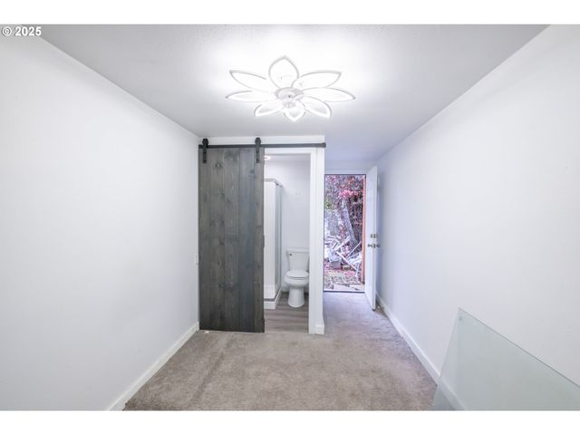 2973 SURFWOOD Dr Ne, Salem, OR 97305