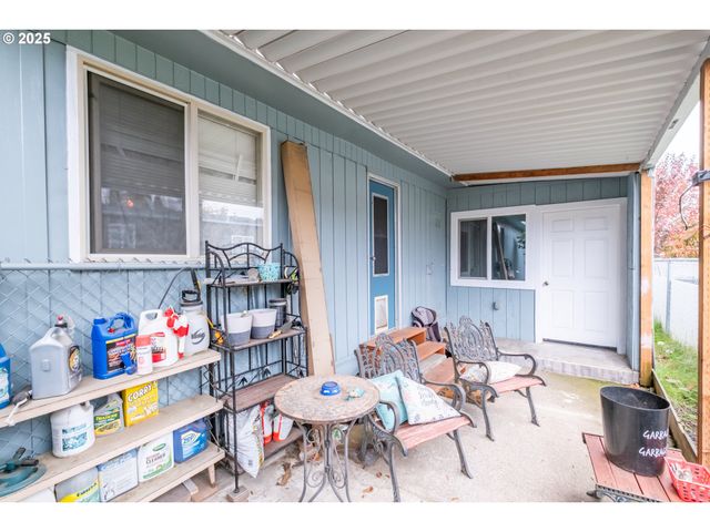 2973 SURFWOOD Dr Ne, Salem, OR 97305