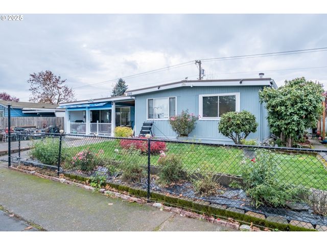 2973 SURFWOOD Dr Ne, Salem, OR 97305