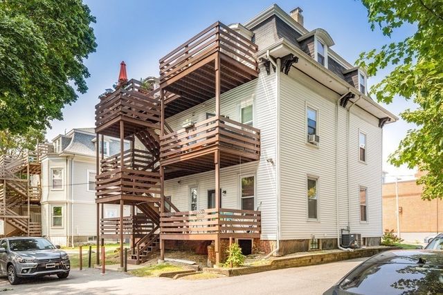 15 Beale Street 5, Boston, MA 02124