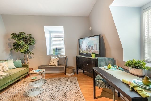 15 Beale Street 5, Boston, MA 02124