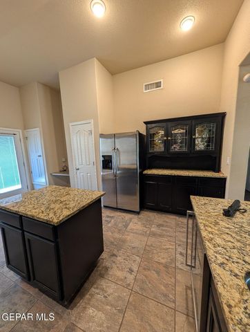 14641 IGOR KALERI Avenue, El Paso, TX 79938