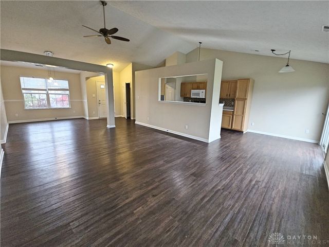 8676 Sweetbriar Court, Franklin, OH 45005