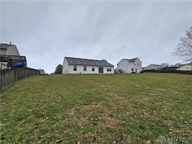 8676 Sweetbriar Court, Franklin, OH 45005