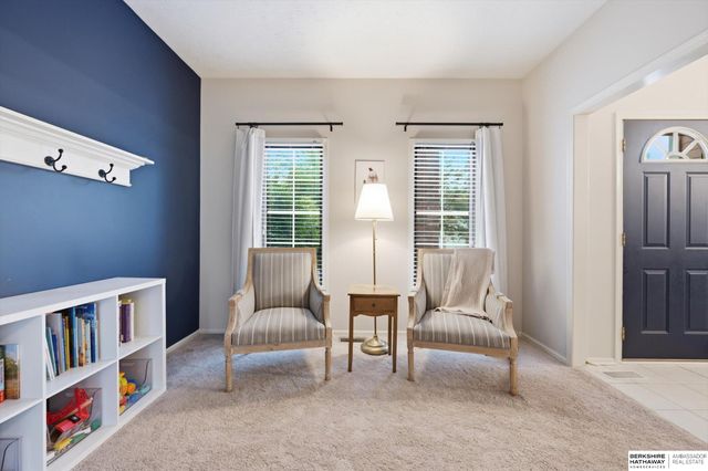 6515 S 159th Avenue, Omaha, NE 68135