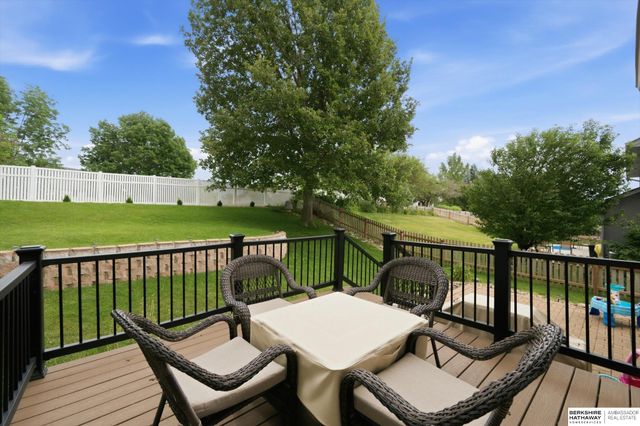 6515 S 159th Avenue, Omaha, NE 68135