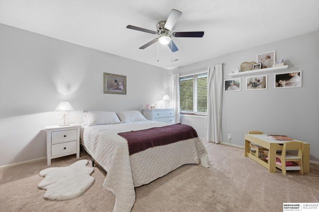 6515 S 159th Avenue, Omaha, NE 68135