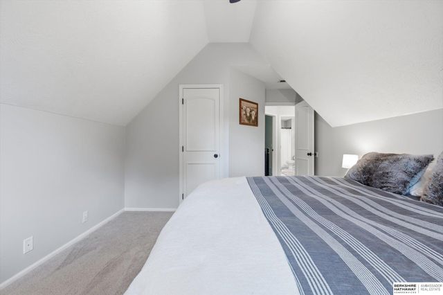 6515 S 159th Avenue, Omaha, NE 68135