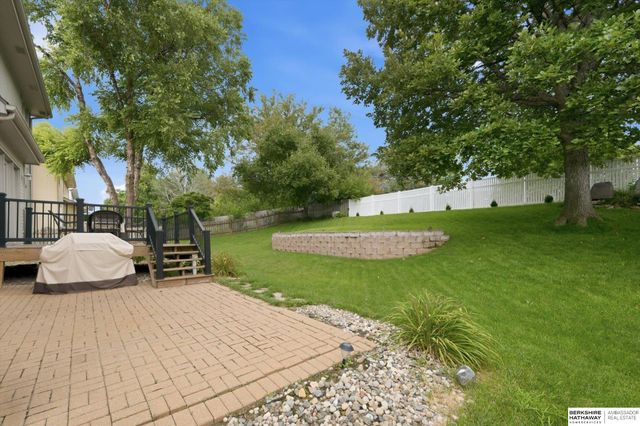 6515 S 159th Avenue, Omaha, NE 68135