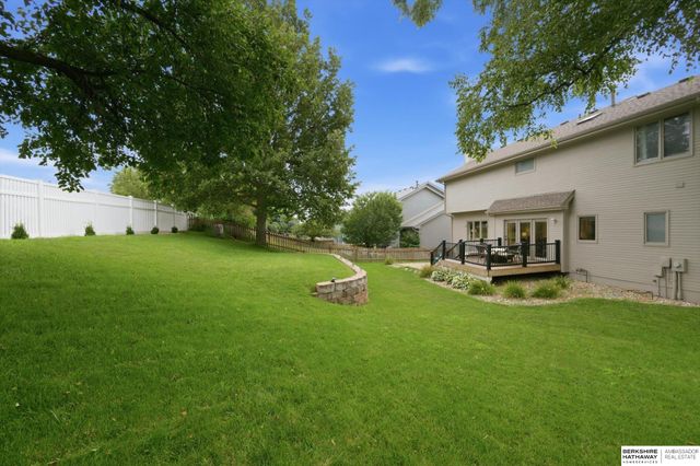 6515 S 159th Avenue, Omaha, NE 68135