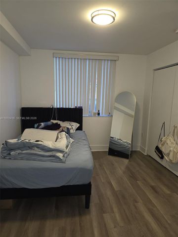 2651 NE 212th Ter 105, Miami, FL 33180