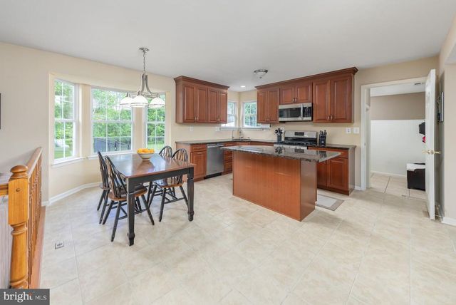 304 DAVID CT, Mullica Hill, NJ 08062