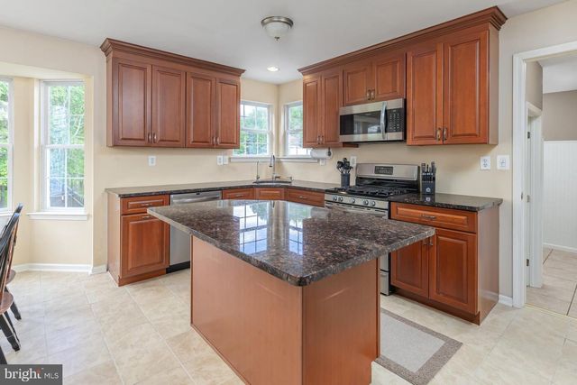 304 DAVID CT, Mullica Hill, NJ 08062