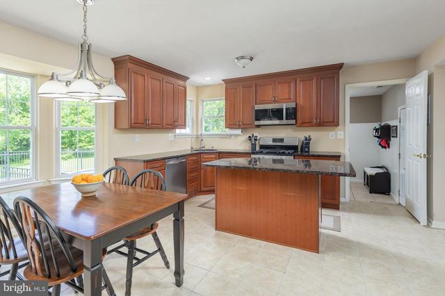 304 DAVID CT, Mullica Hill, NJ 08062