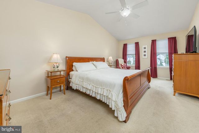 304 DAVID CT, Mullica Hill, NJ 08062