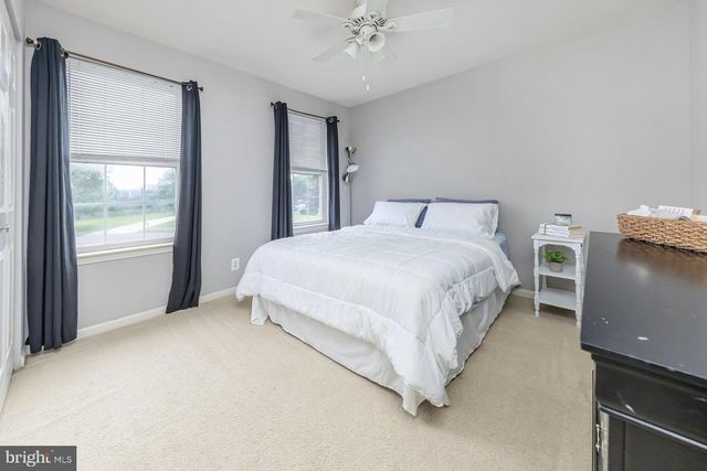 304 DAVID CT, Mullica Hill, NJ 08062