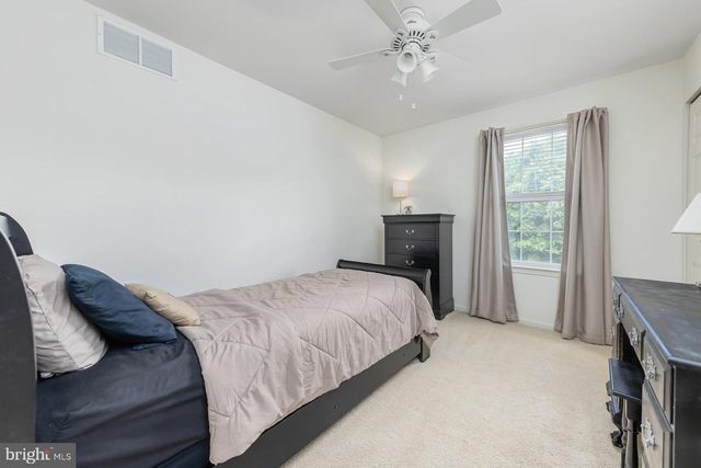 304 DAVID CT, Mullica Hill, NJ 08062