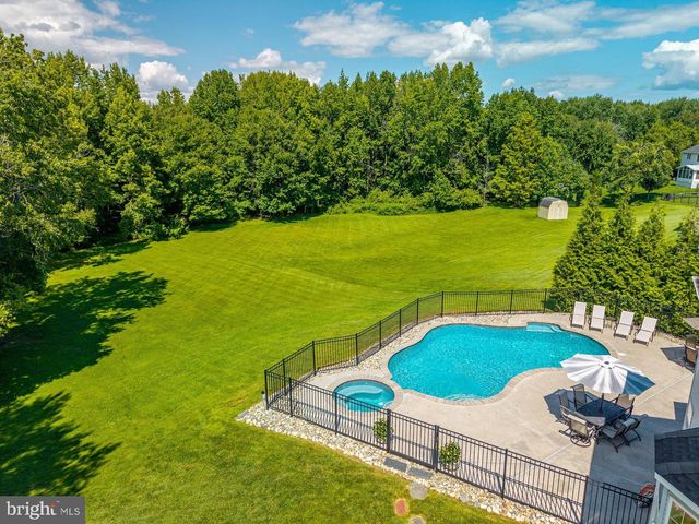 304 DAVID CT, Mullica Hill, NJ 08062