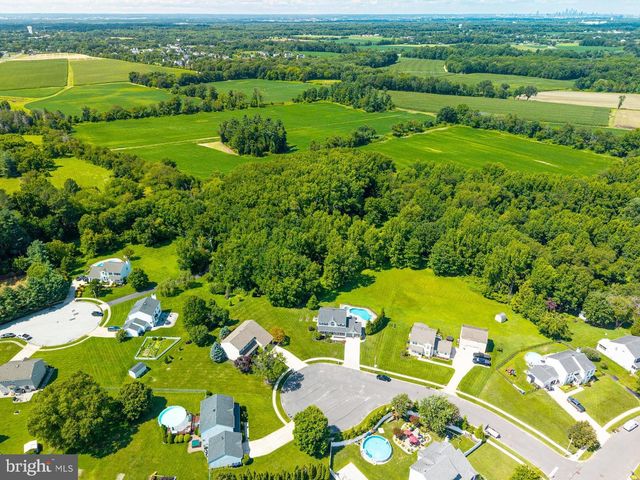 304 DAVID CT, Mullica Hill, NJ 08062