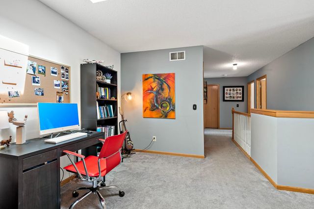 2213 Holly Curve, Hudson, WI 54016