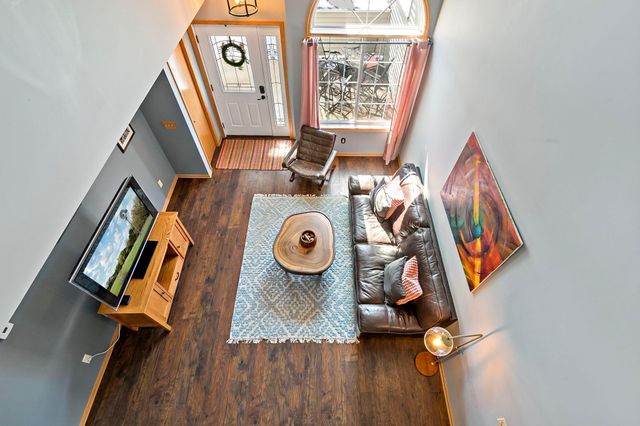 2213 Holly Curve, Hudson, WI 54016