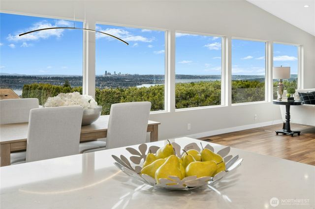 4440 137th Avenue SE, Bellevue, WA 98006