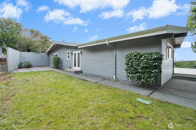 4440 137th Avenue SE, Bellevue, WA 98006