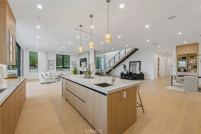 4331 Alonzo, Encino, CA 91316