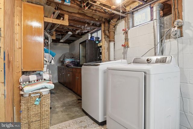 102 S CHESTNUT ST, Dillsburg, PA 17019