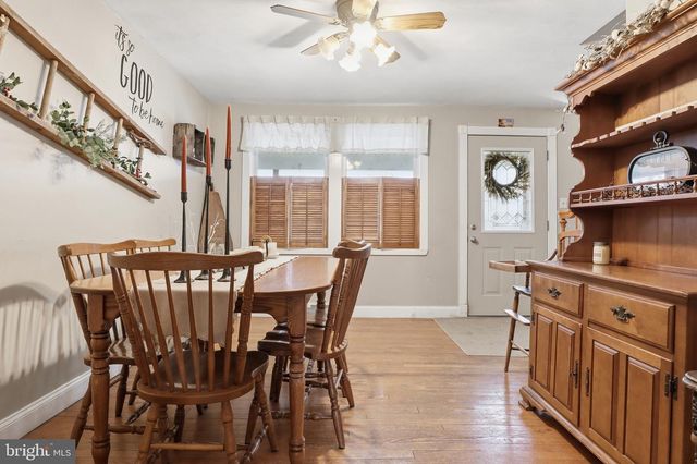 102 S CHESTNUT ST, Dillsburg, PA 17019