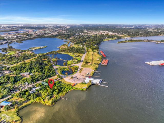 17513 River Road, Channelview, TX 77530