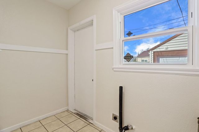 625 N Central, Stockton, CA 95204