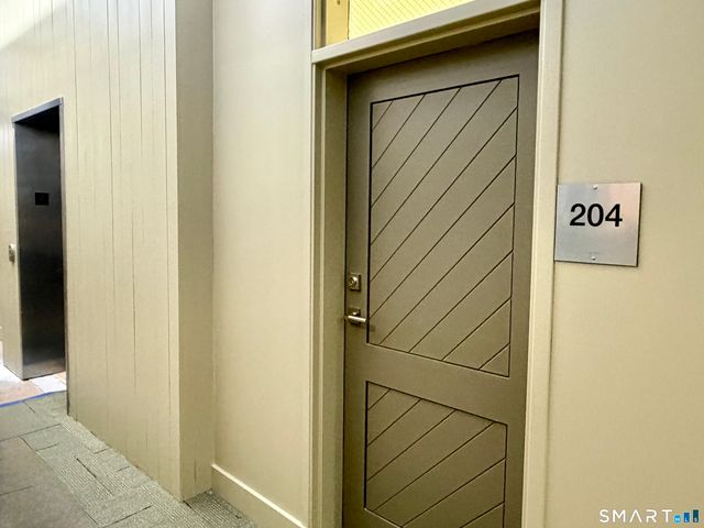 60 Willow Street APT 204, Stonington, CT 06355