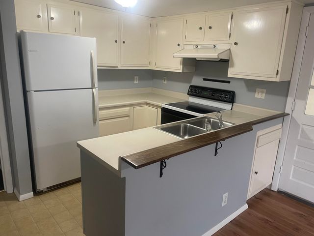 81 Lafayfayette, Plattsburgh, NY 12901