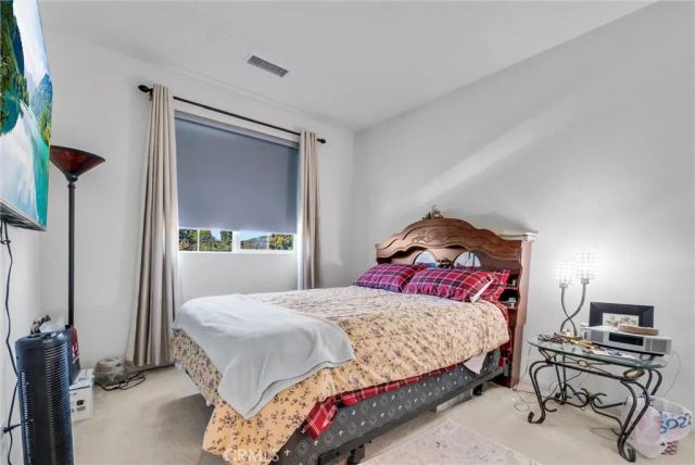 329 N Fenimore, Azusa, CA 91702