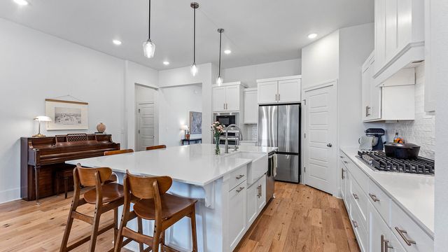 810 Post Way, Cave Springs, AR 72718