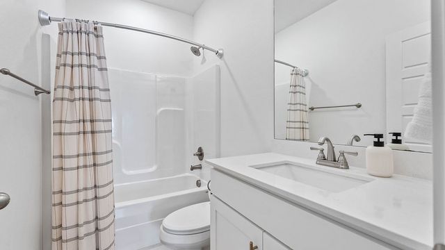 810 Post Way, Cave Springs, AR 72718