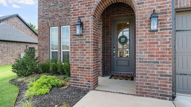 810 Post Way, Cave Springs, AR 72718