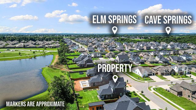 810 Post Way, Cave Springs, AR 72718