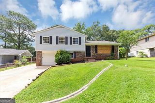 2767 KATHIE Lane, Ellenwood, GA 30294