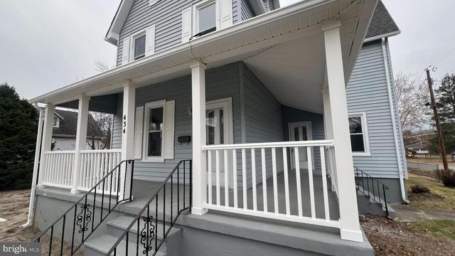 434 E MAPLE AVE, Lindenwold, NJ 08021