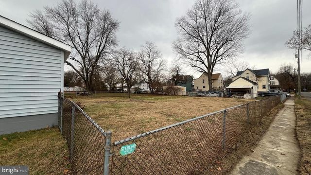 434 E MAPLE AVE, Lindenwold, NJ 08021