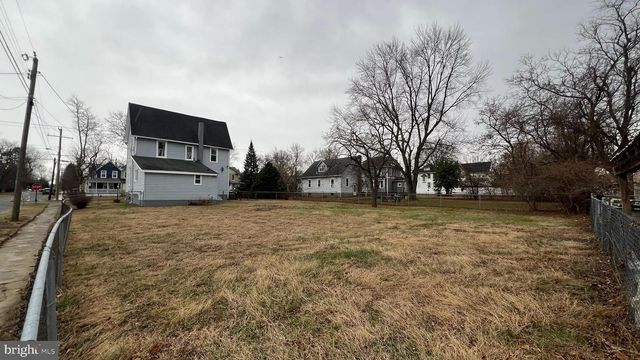 434 E MAPLE AVE, Lindenwold, NJ 08021