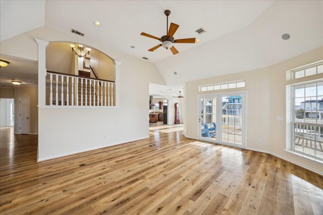 22621 Bay Point Drive, Galveston, TX 77554